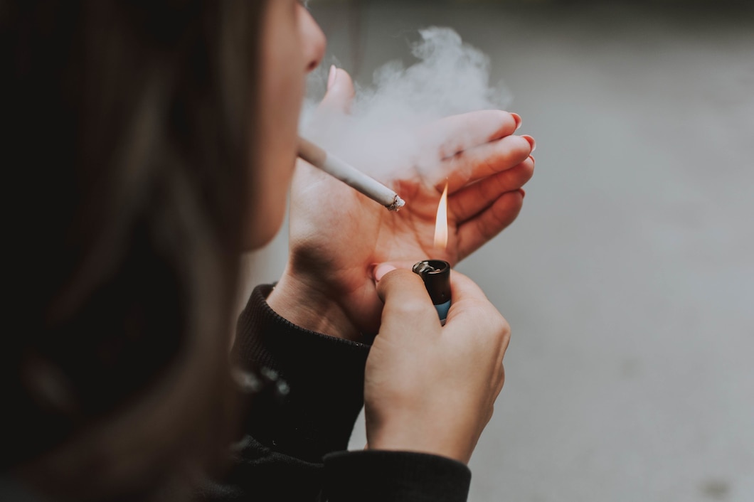 Czy smakowe e-papierosy są bezpieczną alternatywą dla tradycyjnych papierosów?