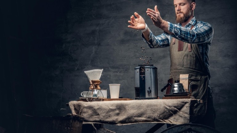 Jak różne metody parzenia wpływają na smak i aromat kawy MK Cafe Premium