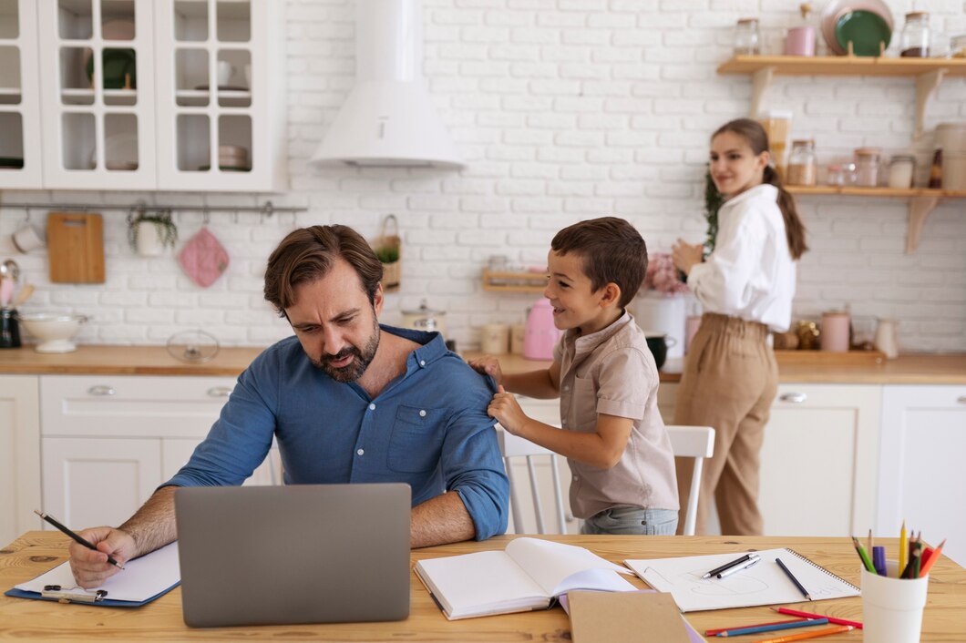 Jak skutecznie łączyć pracę zawodową z obowiązkami rodzicielskimi?